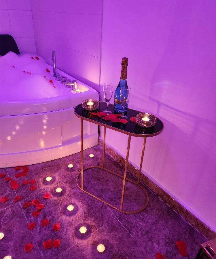 Ferienwohnung Apartamento Love Jacuzzi Cartagena Exterior foto